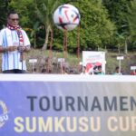 Wali Kota Tidore Kepulauan Muhammad Sinen menyampaikan sambutan sekaligus membuka Tournament Sumkusu CUP II Tahun 2026 di lapangan Sumkusu Kelurahan Ome Kecamatan Tidore Utara,